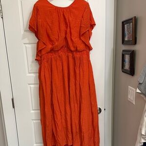 ARULA Vibrant Orange Midi Dress
